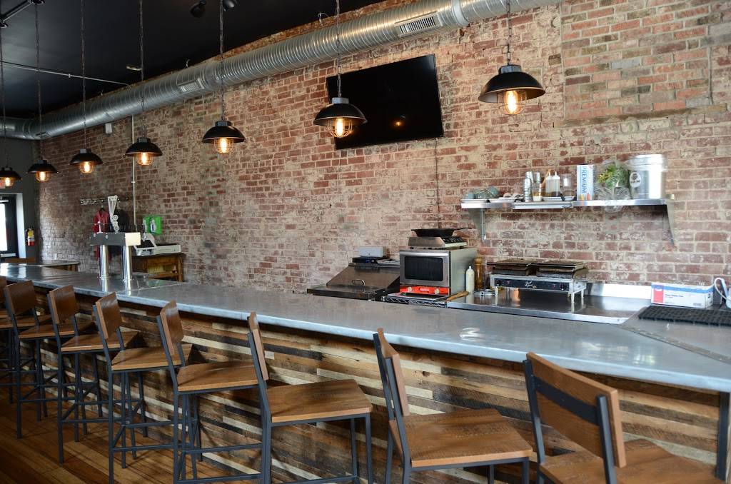 Cannon Ball Brewing Company | restaurant | 1702 Bellefontaine St, Indianapolis, IN 46202, USA | 3174265978 OR +1 317-426-5978