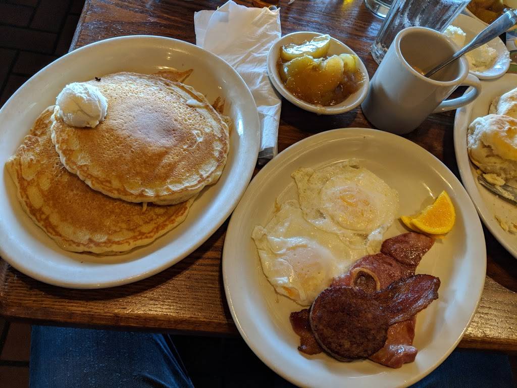 Cracker Barrel Old Country Store | restaurant | 5022 E Chandler Blvd, Phoenix, AZ 85048, USA | 4809619443 OR +1 480-961-9443