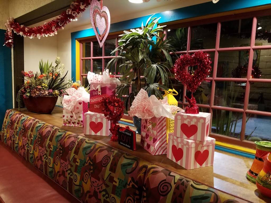 Rodrigos Mexican Restaurant | restaurant | 2681 W La Palma Ave, Anaheim, CA 92801, USA | 7149952661 OR +1 714-995-2661