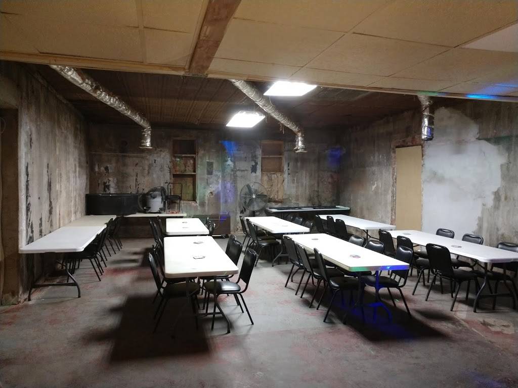 The Alley Tavern | restaurant | 10 W Chestnut St, Butler, MO 64730, USA | 6602007345 OR +1 660-200-7345