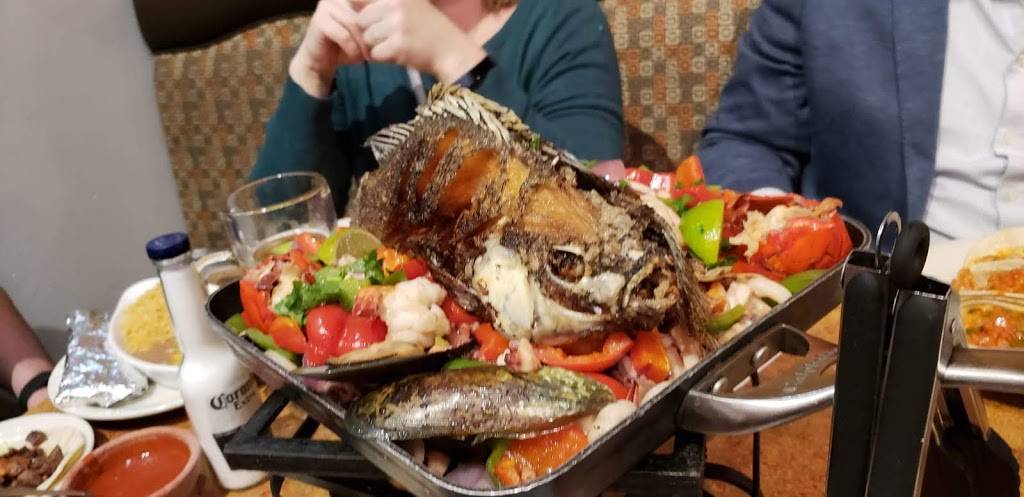 Comedor Guadalajara | restaurant | 1830 S Central Ave, Phoenix, AZ 85004, USA | 6022538299 OR +1 602-253-8299