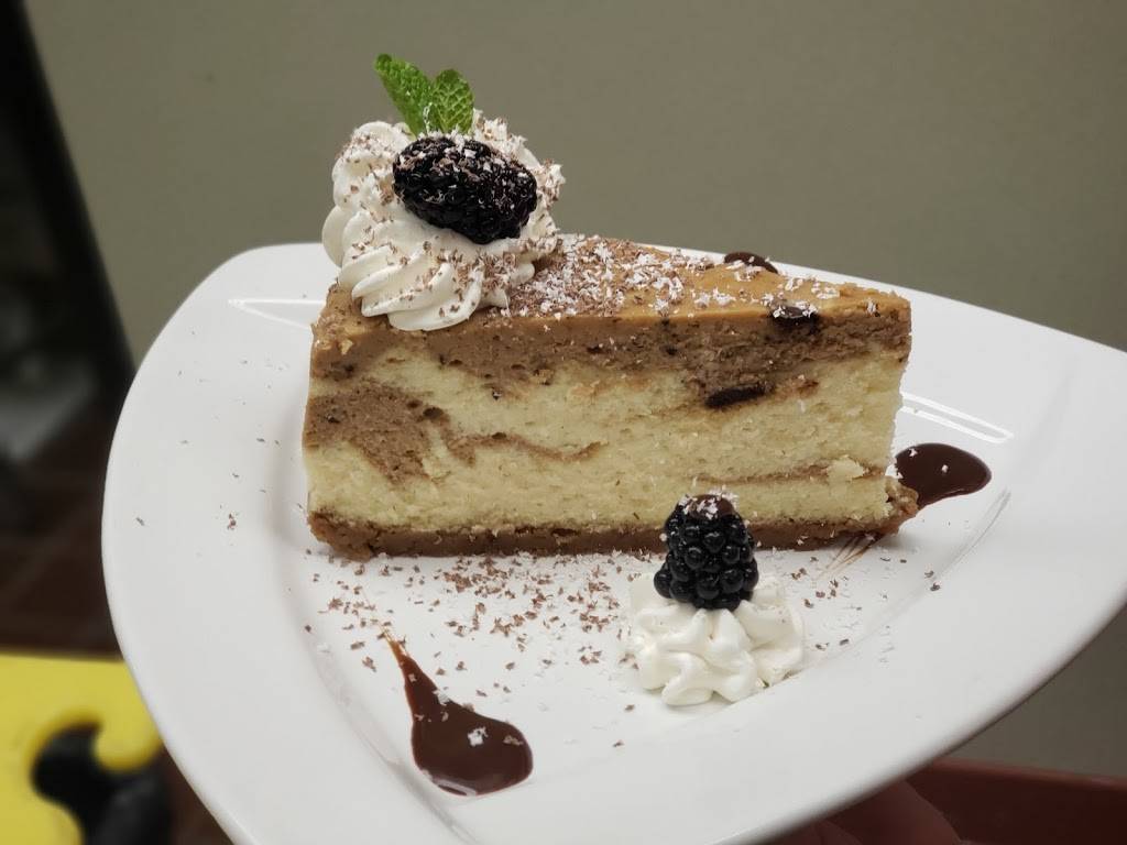 Della Roses Perry Hall Pub | restaurant | 5001 Honeygo Center Dr, Perry Hall, MD 21128, USA | 4434957642 OR +1 443-495-7642