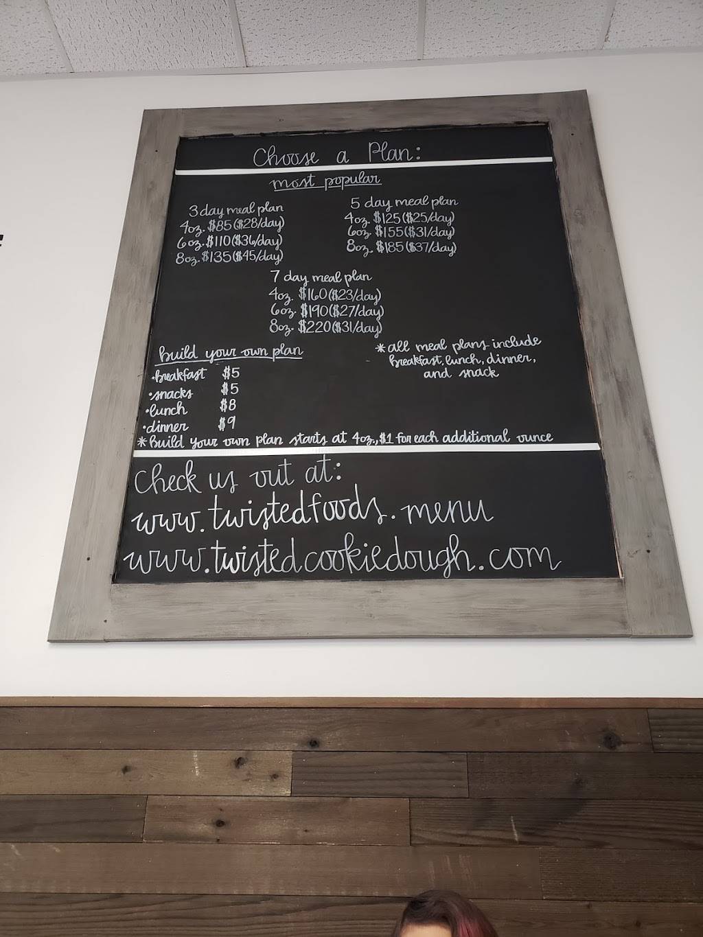 Twisted Foods | restaurant | 1320 Red Wolf Blvd suite a, Jonesboro, AR 72401, USA | 8705206249 OR +1 870-520-6249