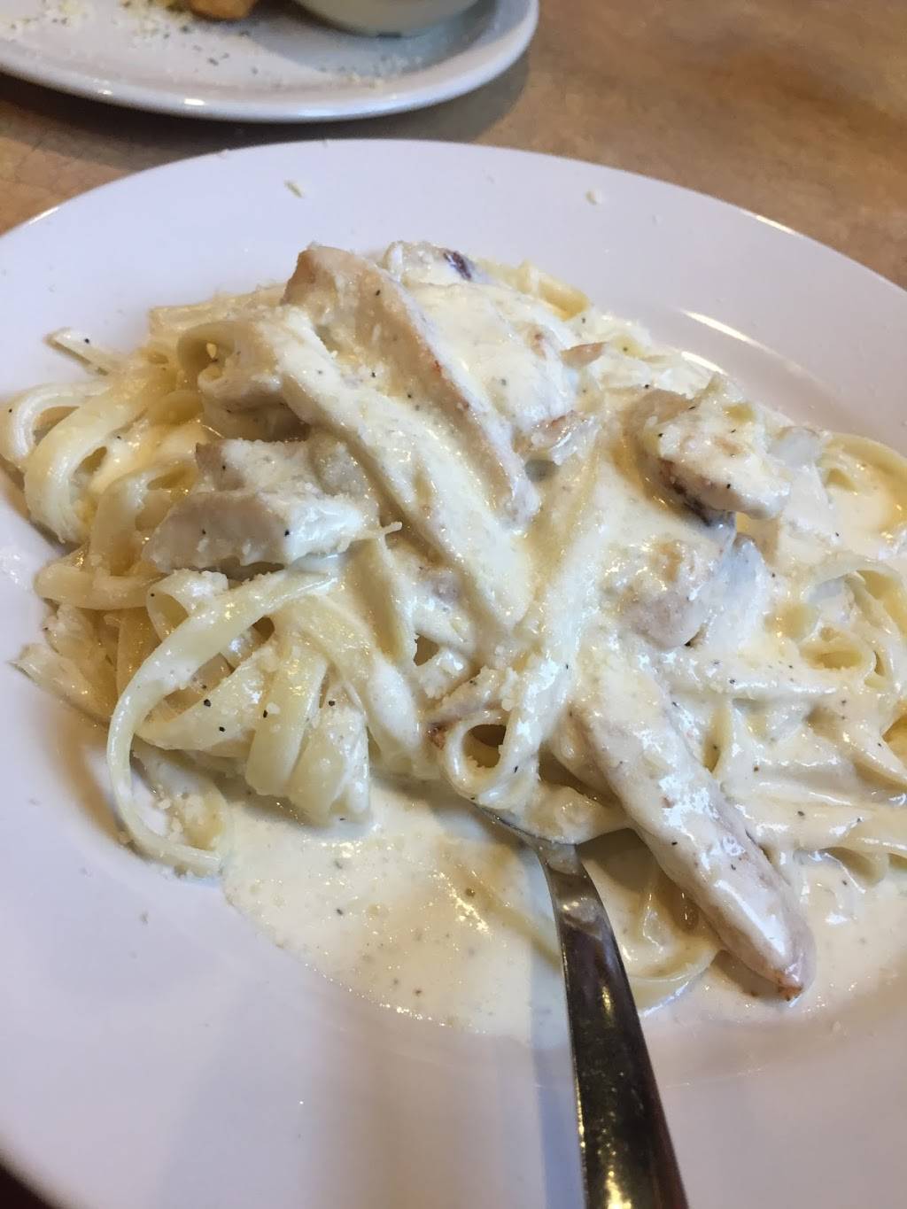 Tuscanys Italian Restaurant | restaurant | 1103 W Upshur Ave, Gladewater, TX 75647, USA | 9038441854 OR +1 903-844-1854