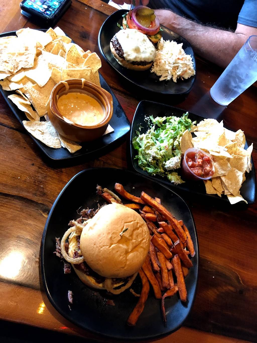 Cowboy Jacks | restaurant | 2397 Palmer Dr, New Brighton, MN 55112, USA | 6516049309 OR +1 651-604-9309