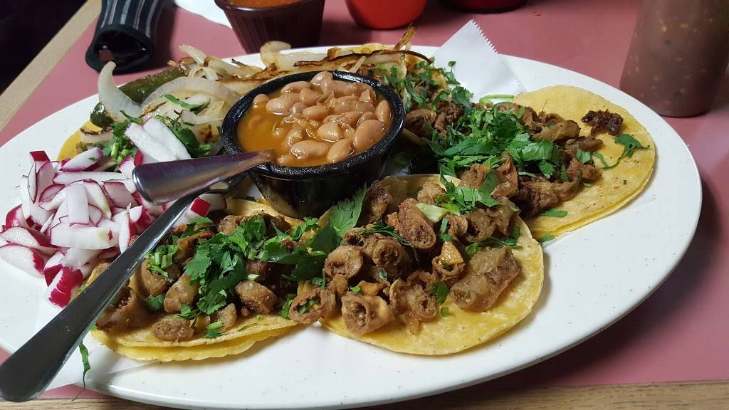 Taqueria El Jimador | restaurant | 116 E Plantation Dr, Clute, TX 77531, USA | 9792652220 OR +1 979-265-2220