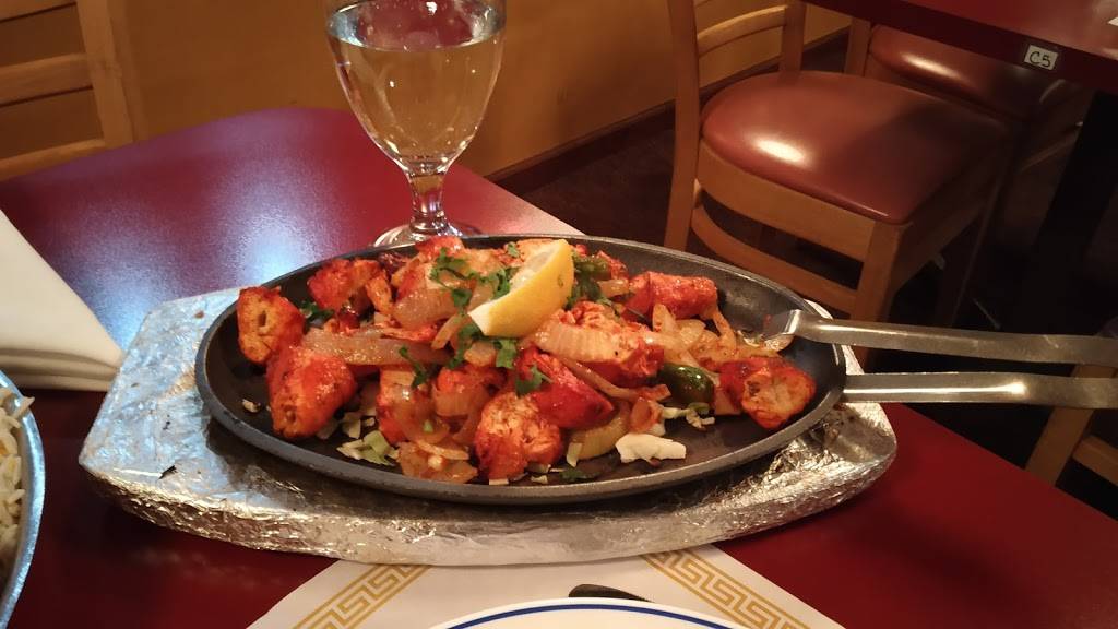 Bombay Sitar | restaurant | 5111 Fulton Dr NW, Canton, OH 44718, USA | 3303050671 OR +1 330-305-0671