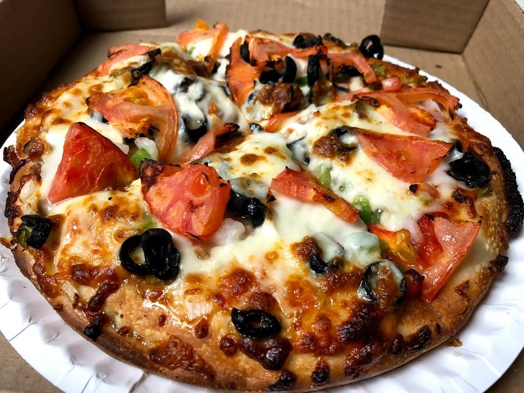 B.C.s Pizza | restaurant | 1226 Fort St, Lincoln Park, MI 48146, USA | 3133883888 OR +1 313-388-3888