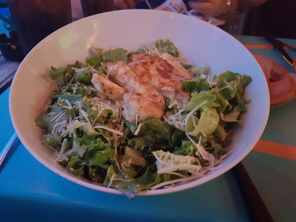 Hooters | meal takeaway | 1600 Estero Blvd, Fort Myers Beach, FL 33931, USA | 2394636033 OR +1 239-463-6033