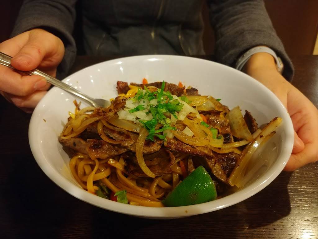 Wok O Taco | restaurant | 10633 Page Ave, St. Louis, MO 63132, USA | 3144731027 OR +1 314-473-1027