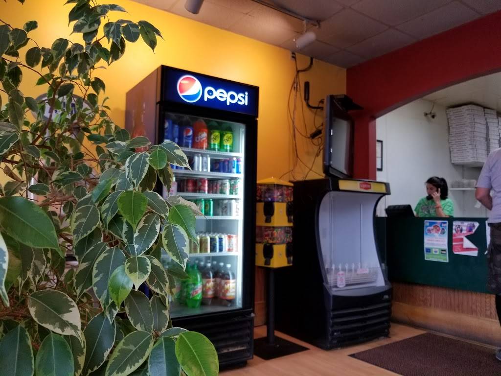 Tenuta’s Italian Restaurant | restaurant | 25240 75th St, Salem, WI 53168, USA | 2628434687 OR +1 262-843-4687