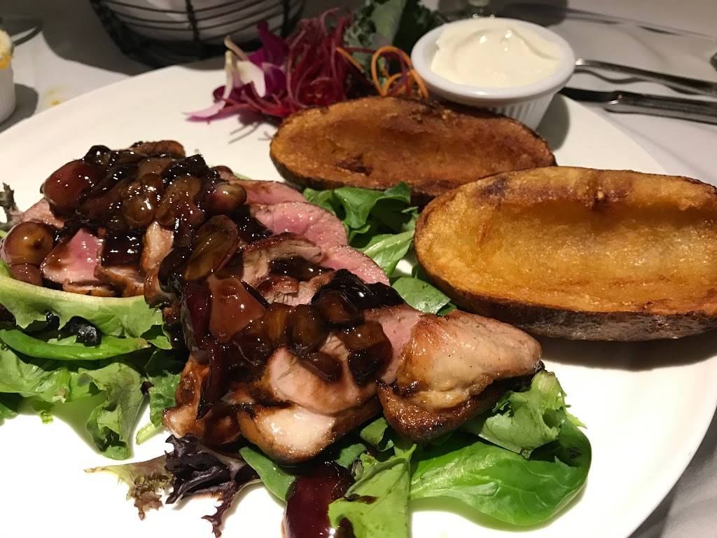 Bernies Holiday | restaurant | 277 Rock Hill Dr, Rock Hill, NY 12775, USA | 8457963333 OR +1 845-796-3333