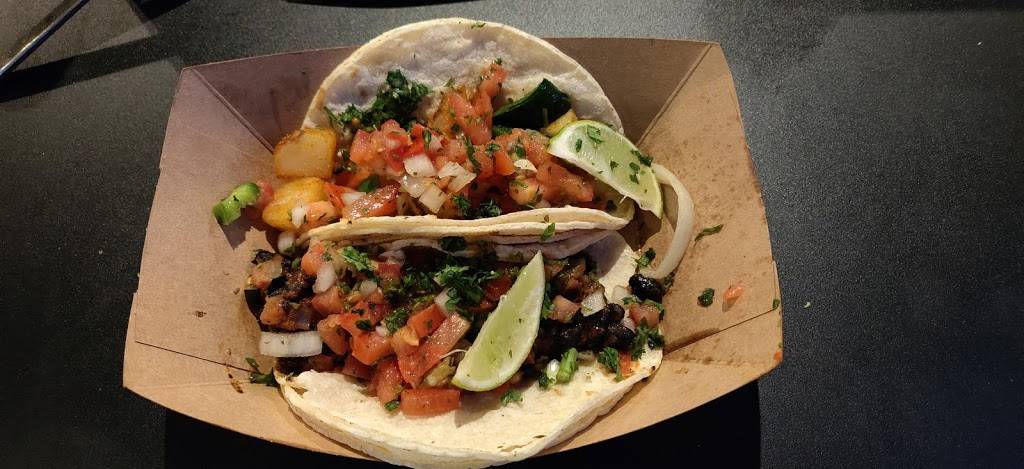 El Jefe Taqueria - Salem | restaurant | 8 W Main St, Salem, VA 24153, USA | 5404044304 OR +1 540-404-4304