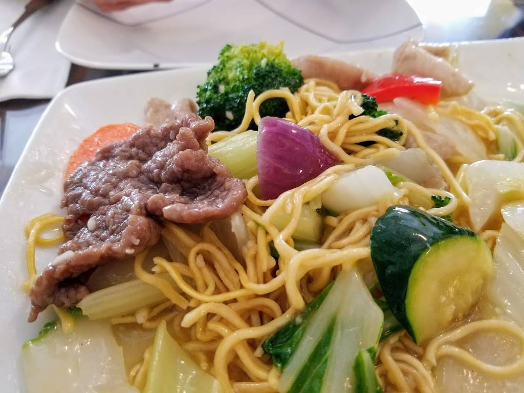 Tangs Kitchen - Collingwood (Temporarily Closed) | restaurant | 14 Balsam St, Collingwood, ON L9Y 4H7, Canada | 7052938855 OR +1 705-293-8855