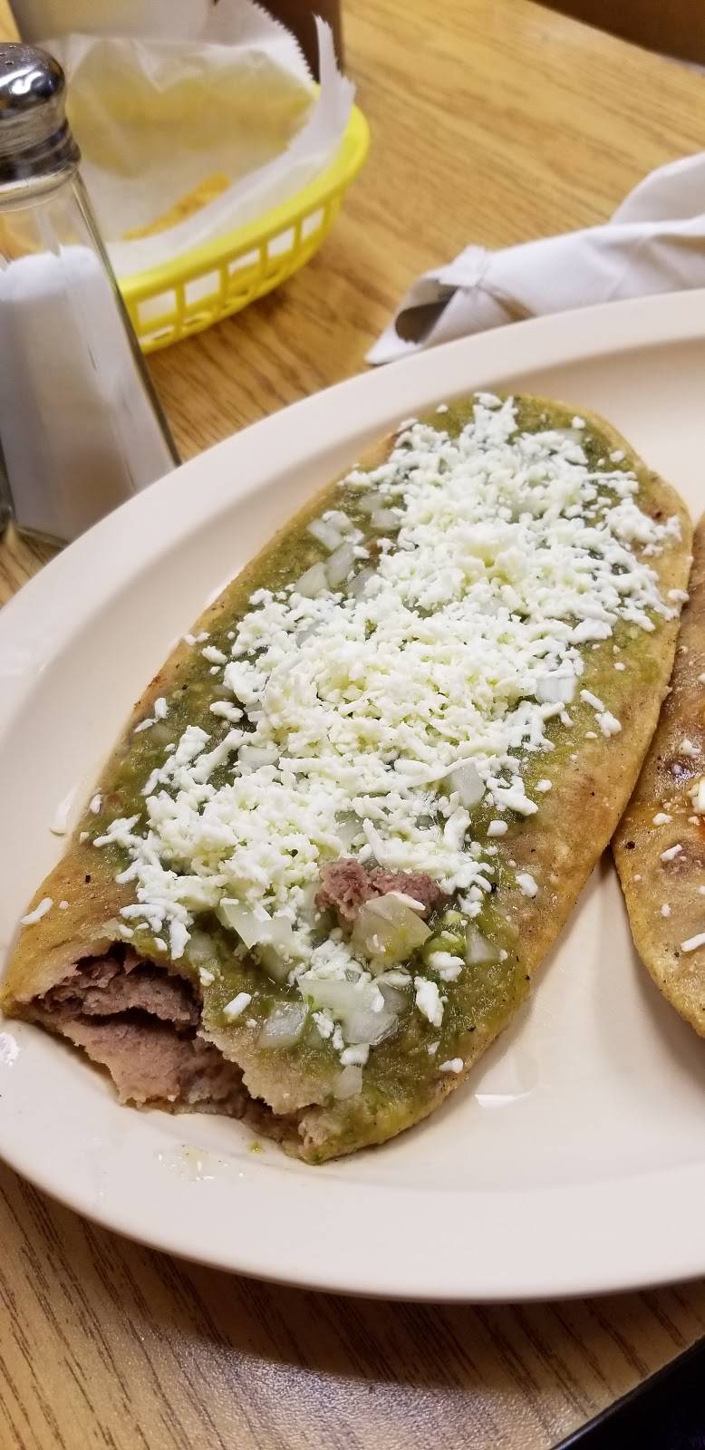 Los Huaraches | restaurant | 3482 Milwaukee Ave, Northbrook, IL 60062, USA | 8478278653 OR +1 847-827-8653