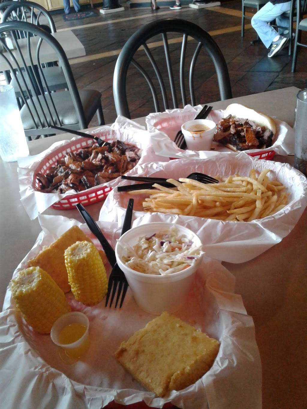 House of Chicken & Ribs | restaurant | 3535 Elverta Rd, Antelope, CA 95843, USA | 9163327041 OR +1 916-332-7041