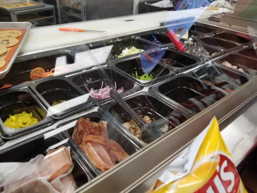 Subway | restaurant | 5020 N Academy Ave, Clovis, CA 93619, USA | 5592999262 OR +1 559-299-9262