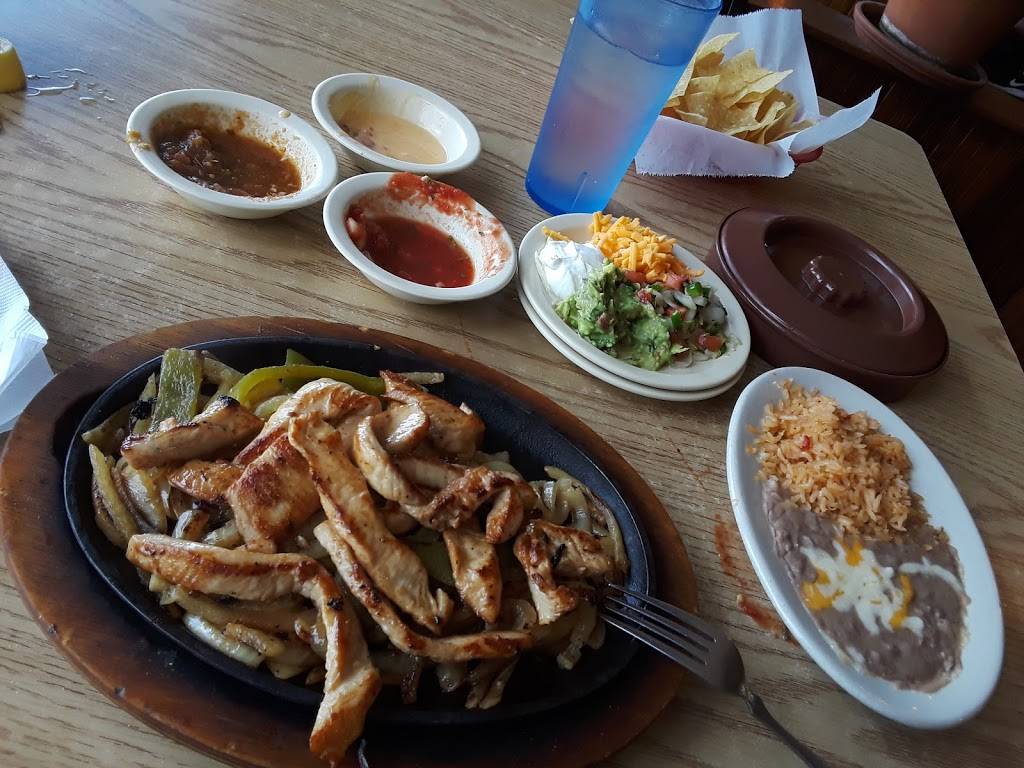 El Pueblito Mexican Restaurant | restaurant | 112 W Duke St, Hugo, OK 74743, USA | 5803178081 OR +1 580-317-8081