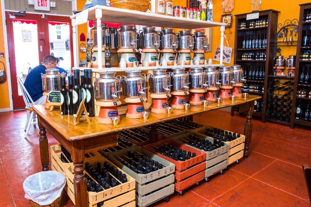 Olive The World Bistro | restaurant | 24 Hibiscus St, Tarpon Springs, FL 34689, USA | 7279375483 OR +1 727-937-5483