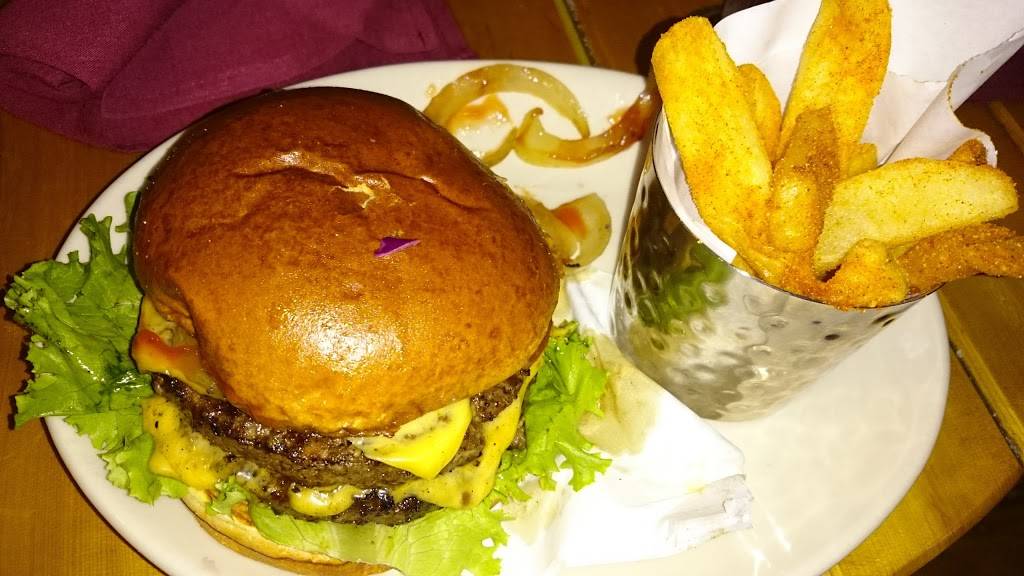 Twin Peaks I-10 & Kirkwood | restaurant | 11335 Katy Fwy, Houston, TX 77079, USA | 2818883724 OR +1 281-888-3724