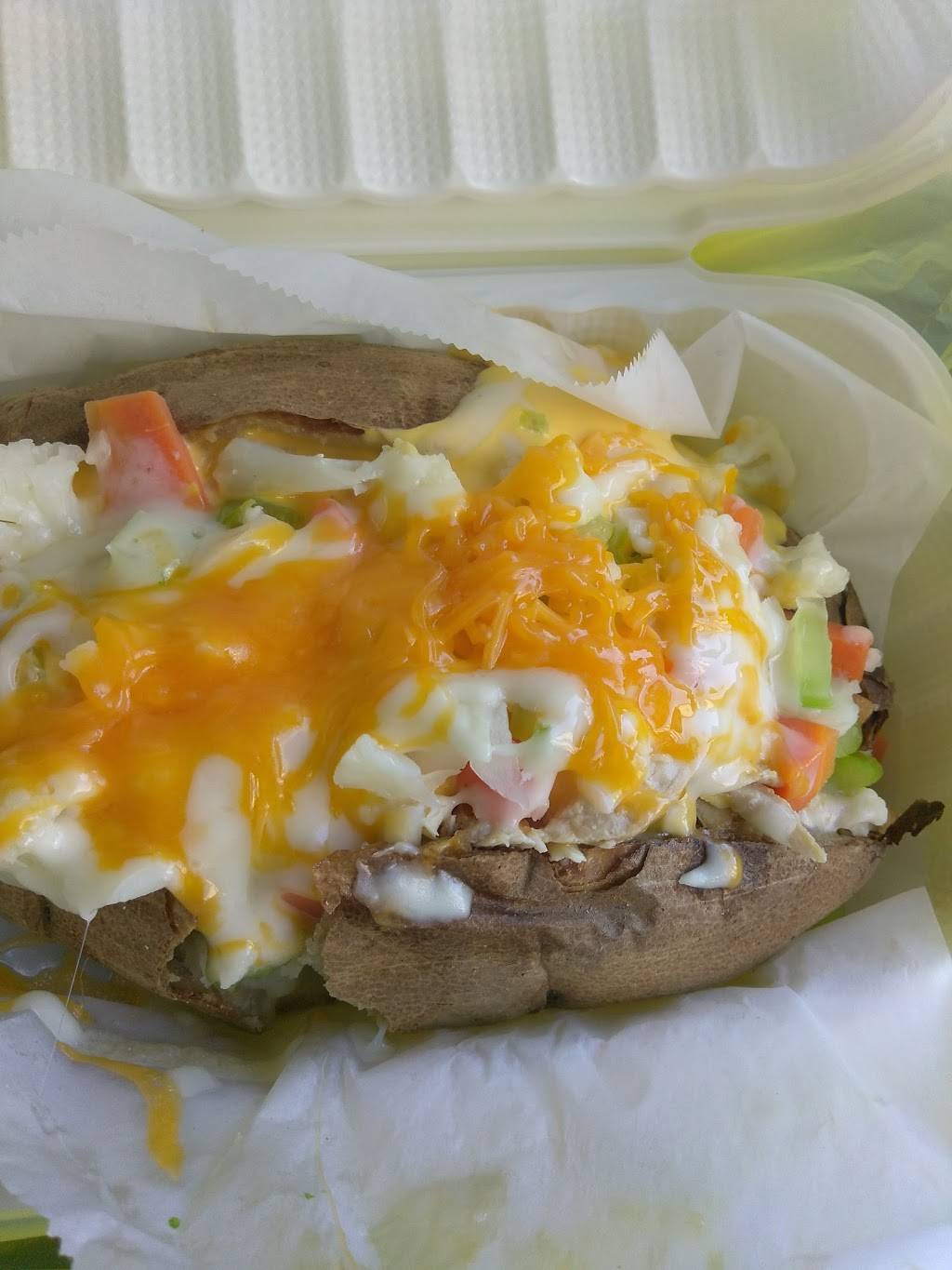 Salad Farm | meal takeaway | 2049, 2210 S Figueroa St, Los Angeles, CA 90007, USA | 2137483111 OR +1 213-748-3111