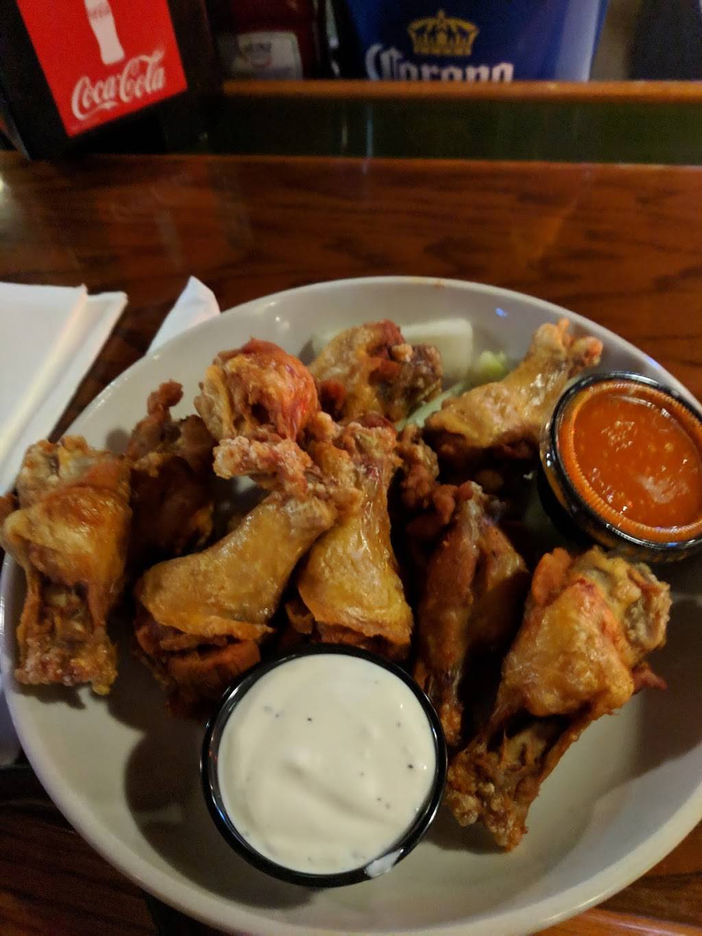 Capognas Dugout | restaurant | 1653 Gulf to Bay Blvd, Clearwater, FL 33755, USA | 7274414791 OR +1 727-441-4791