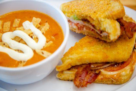 Main Street Cafe & Bakery | restaurant | 801 Grand Ave Suite 370, Des Moines, IA 50309, USA | 5152822796 OR +1 515-282-2796