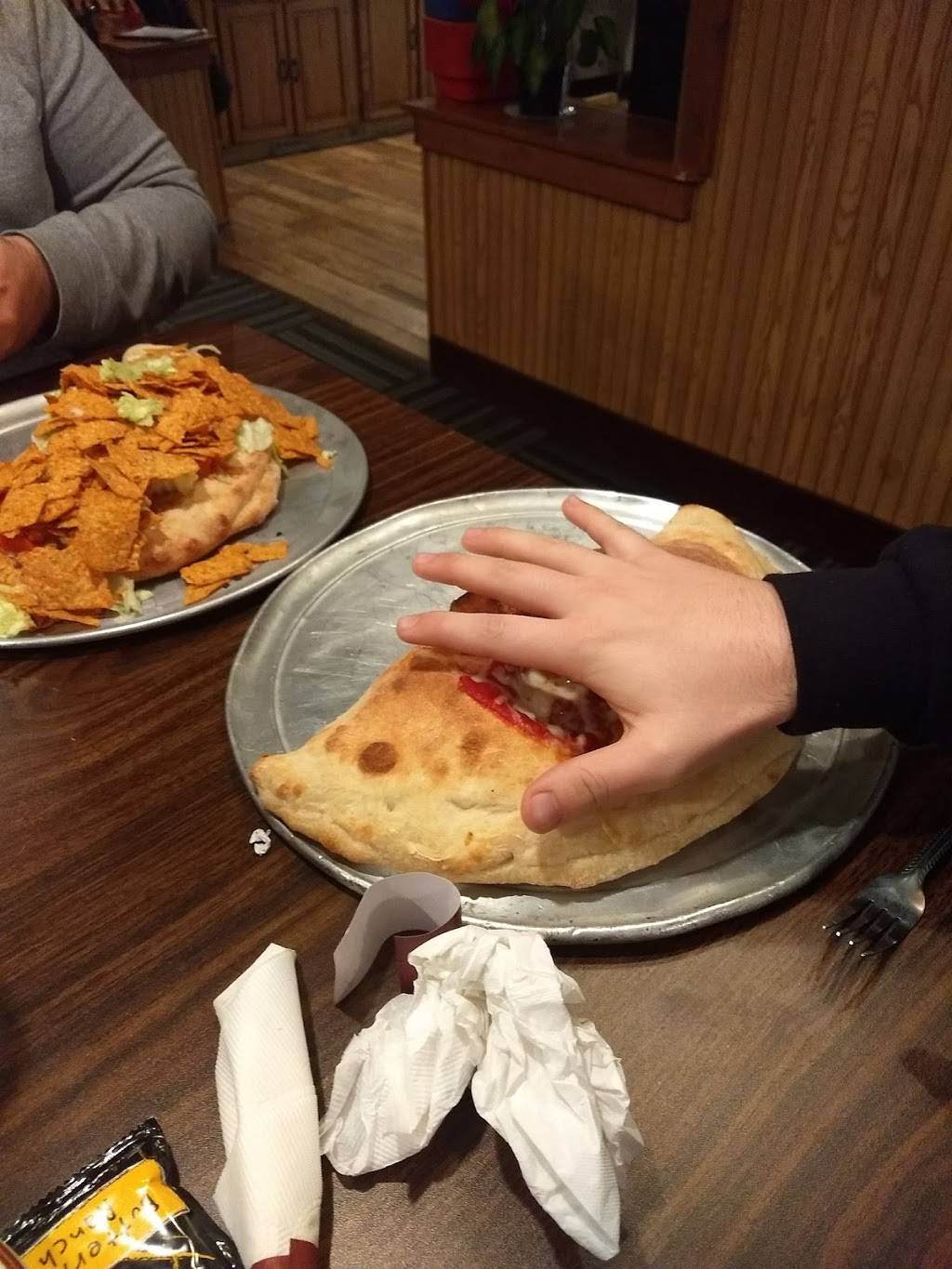 Riverbend Pizza Place | restaurant | 709 S High St, Port Byron, IL 61275, USA | 3095233324 OR +1 309-523-3324