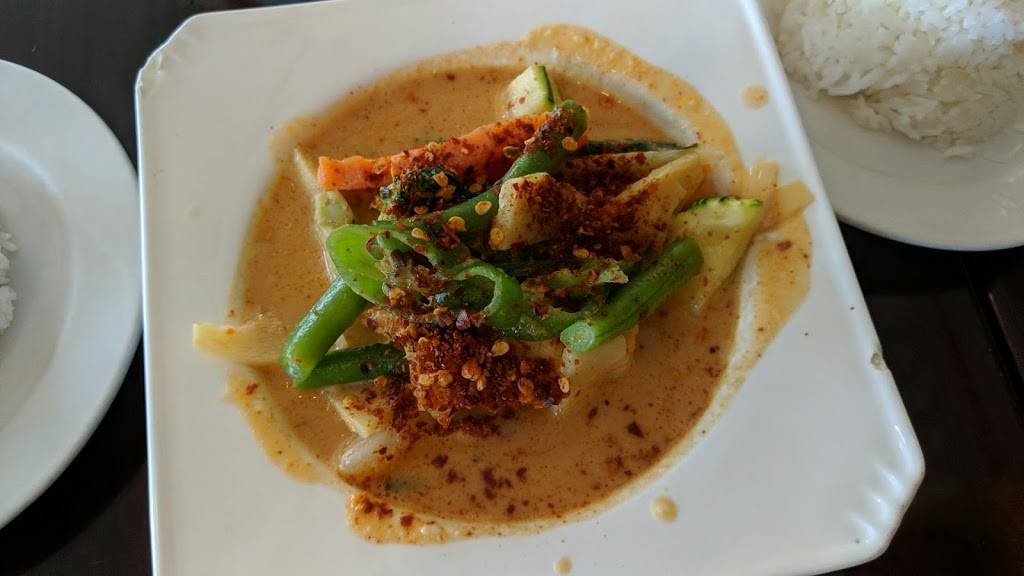 Siam Basil Thai Restaurant | restaurant | 2161 NJ-35, Sea Girt, NJ 08750, USA | 7329747300 OR +1 732-974-7300