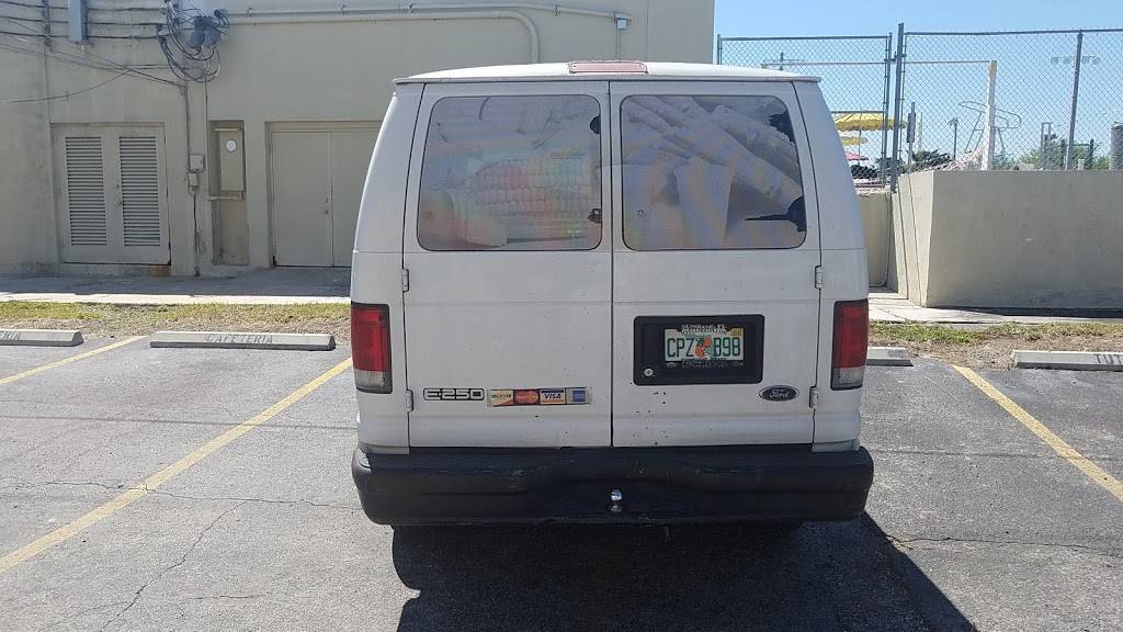 El Patio De Los Jugos | restaurant | 64 W 49th St, Hialeah, FL 33012, USA | 7863625438 OR +1 786-362-5438