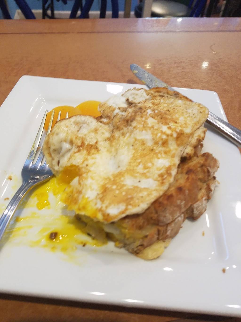 Madison Cheese Shop & Cafe | cafe | 119 Samson Rock Dr, Madison, CT 06443, USA | 2032455168 OR +1 203-245-5168