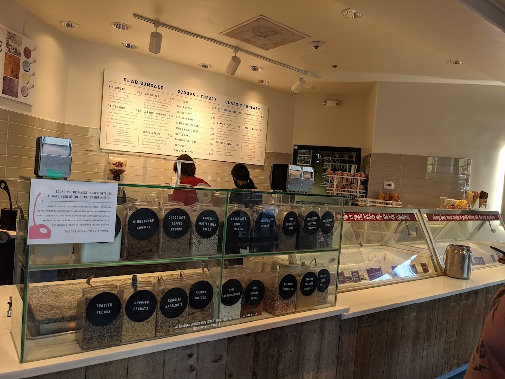 Sundae - Vail | restaurant | 242 E Meadow Dr, Vail, CO 81657, USA | 9704791705 OR +1 970-479-1705