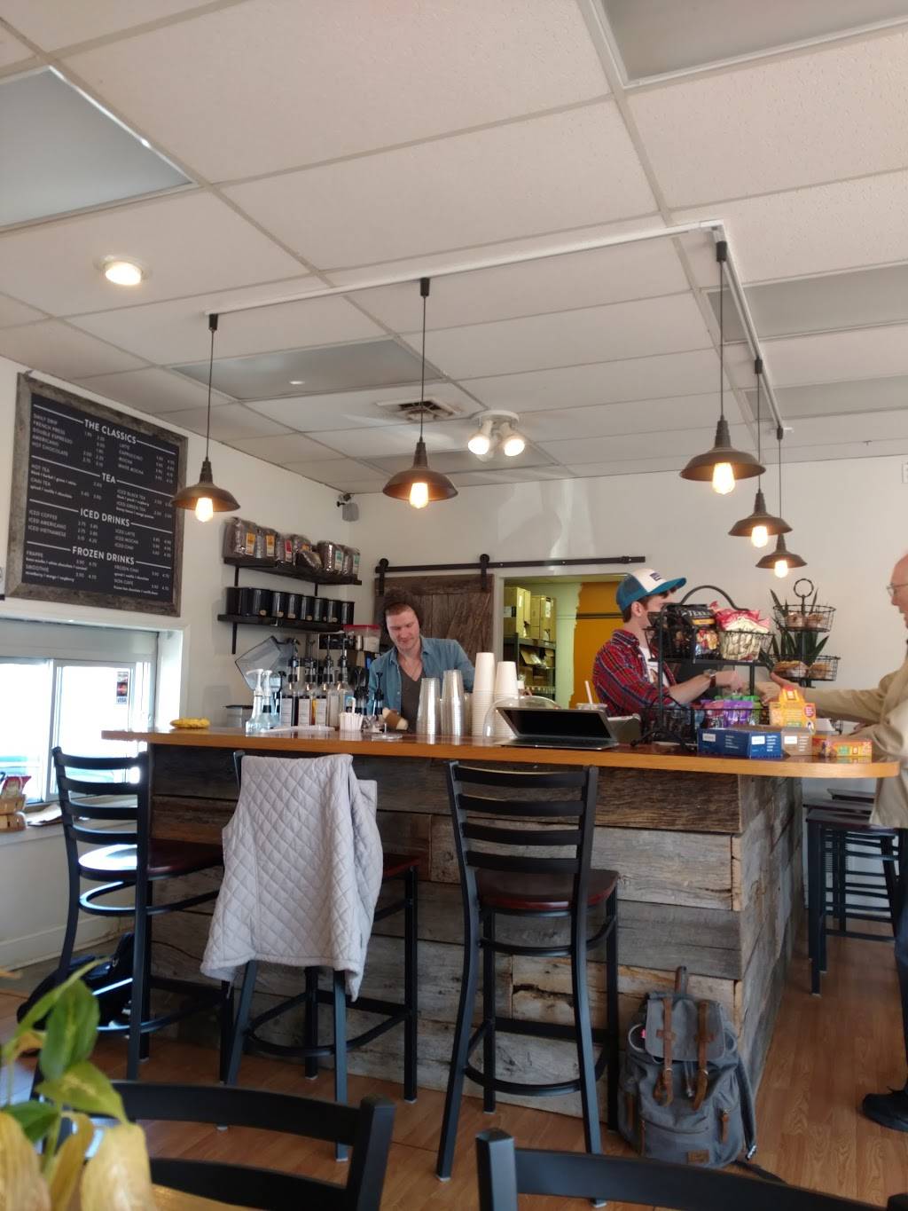 Poets South | cafe | 157 S Jefferson Ave, Cookeville, TN 38501, USA | 9315208906 OR +1 931-520-8906