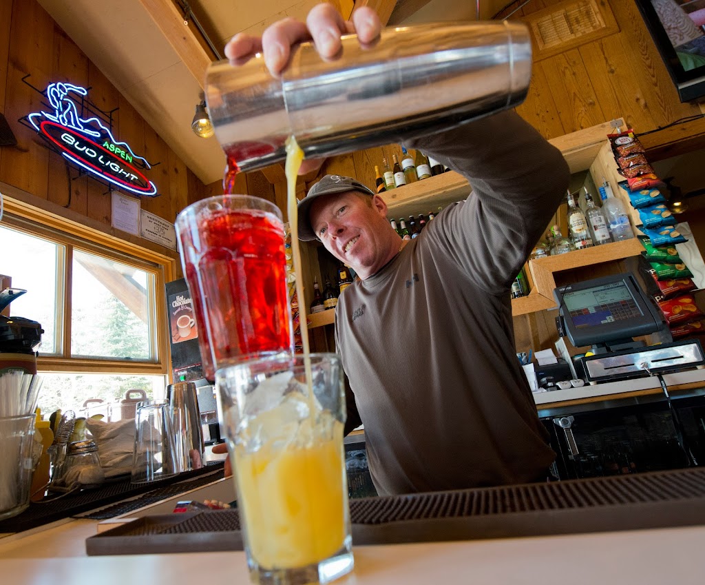 Bumps | restaurant | 38700 Highway 82, - Base of Buttermilk, Aspen, CO 81611, USA | 9709200991 OR +1 970-920-0991