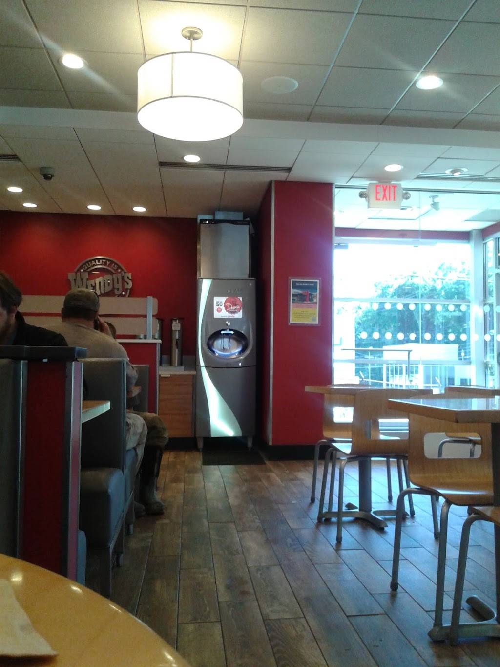 Wendys | restaurant | 2410 W Liberty Ave, Pittsburgh, PA 15226, USA | 4125610594 OR +1 412-561-0594