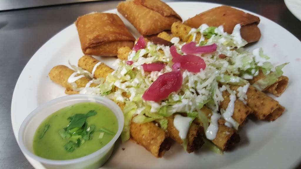 The Court Stop | restaurant | 370 W Court St d, San Bernardino, CA 92401, USA | 9093849000 OR +1 909-384-9000