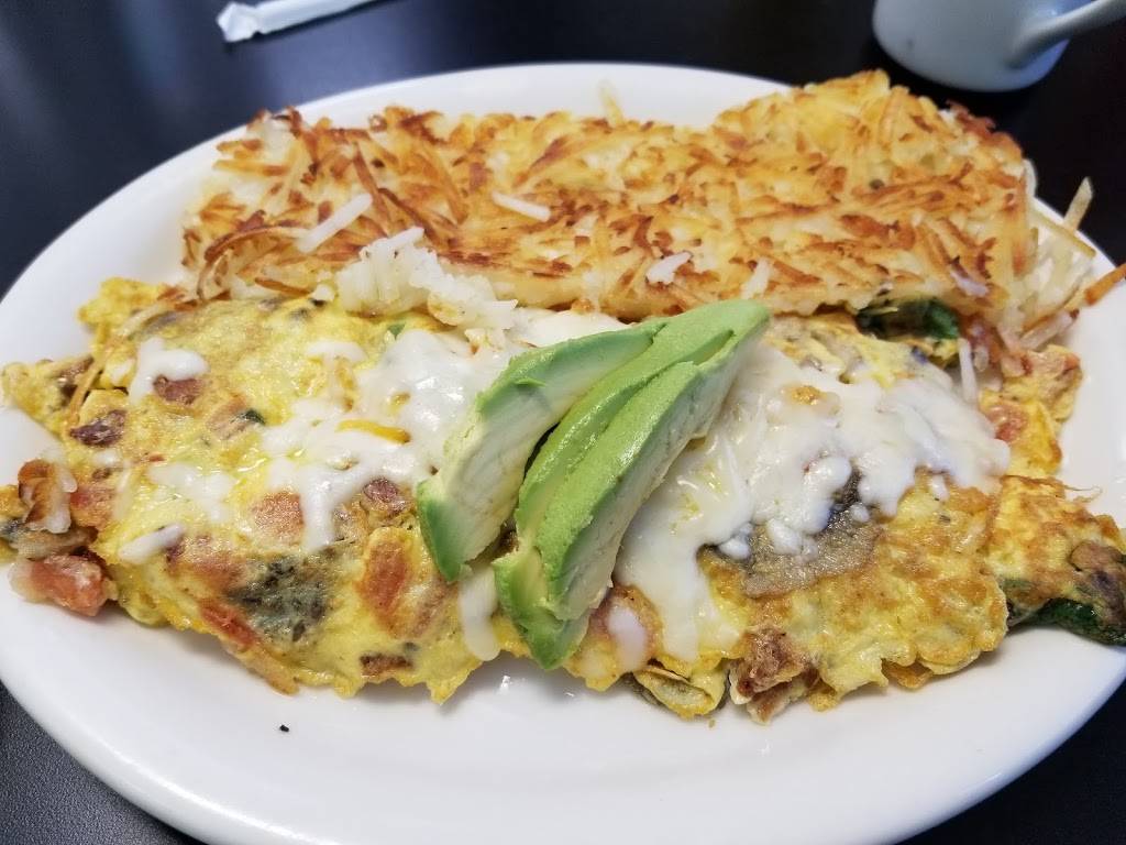 Chubbys Diner | restaurant | 265 W Louise Ave, Manteca, CA 95336, USA | 2098241546 OR +1 209-824-1546