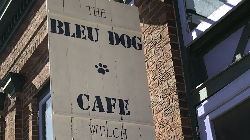 The Bleu Dog Cafe | restaurant | 14689 Welch Trail, Welch, MN 55089, USA | 6513887494 OR +1 651-388-7494