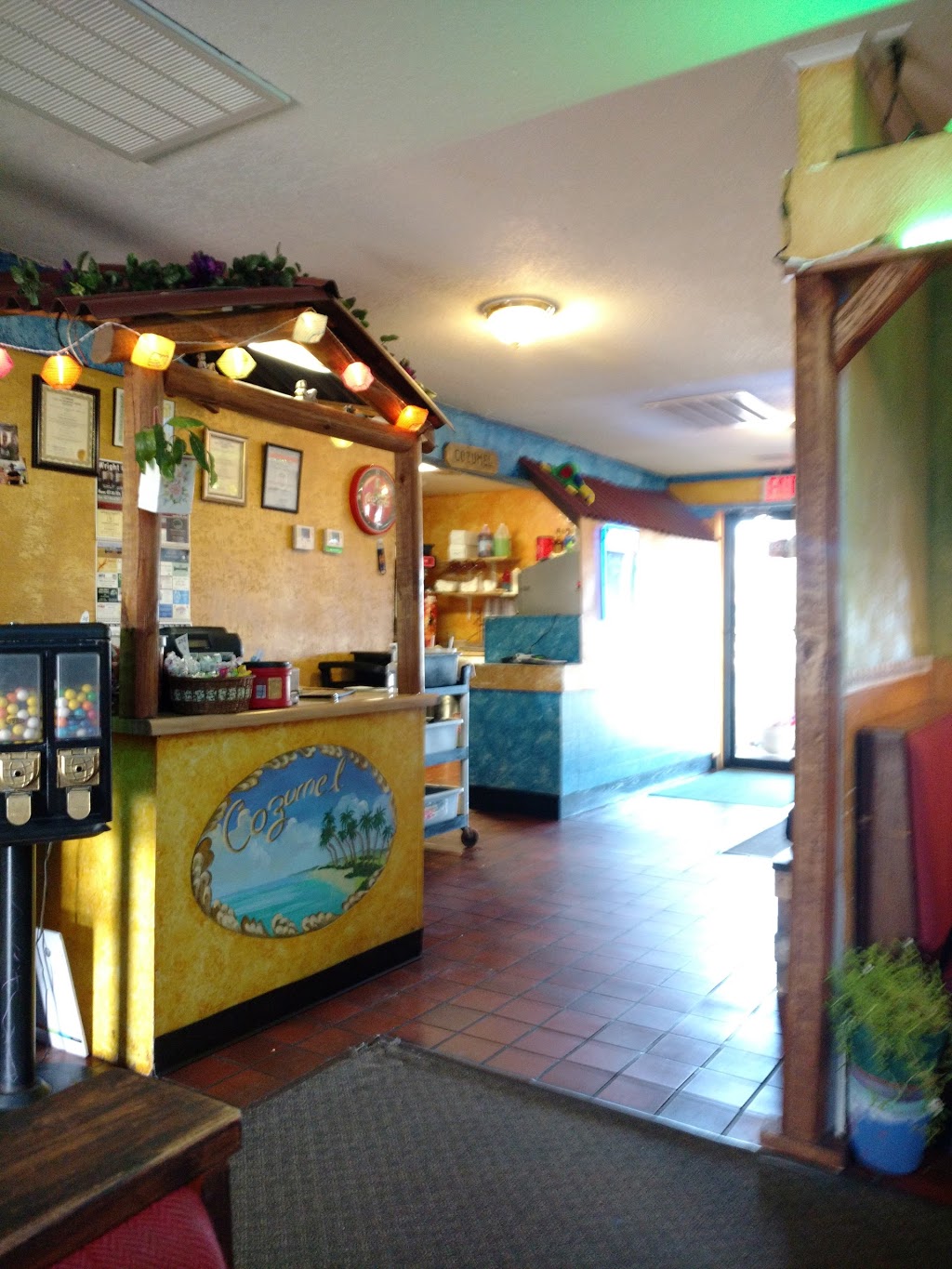 Cozumel Mexican Restaurant | restaurant | 330 N Chapman Ave, Mountain Grove, MO 65711, USA | 4179264454 OR +1 417-926-4454