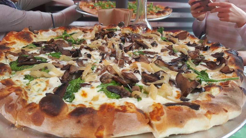 Wild Tomato Wood-Fired Pizza and Grille Fish Creek | restaurant | 4023 WI-42, Fish Creek, WI 54212, USA | 9208683095 OR +1 920-868-3095