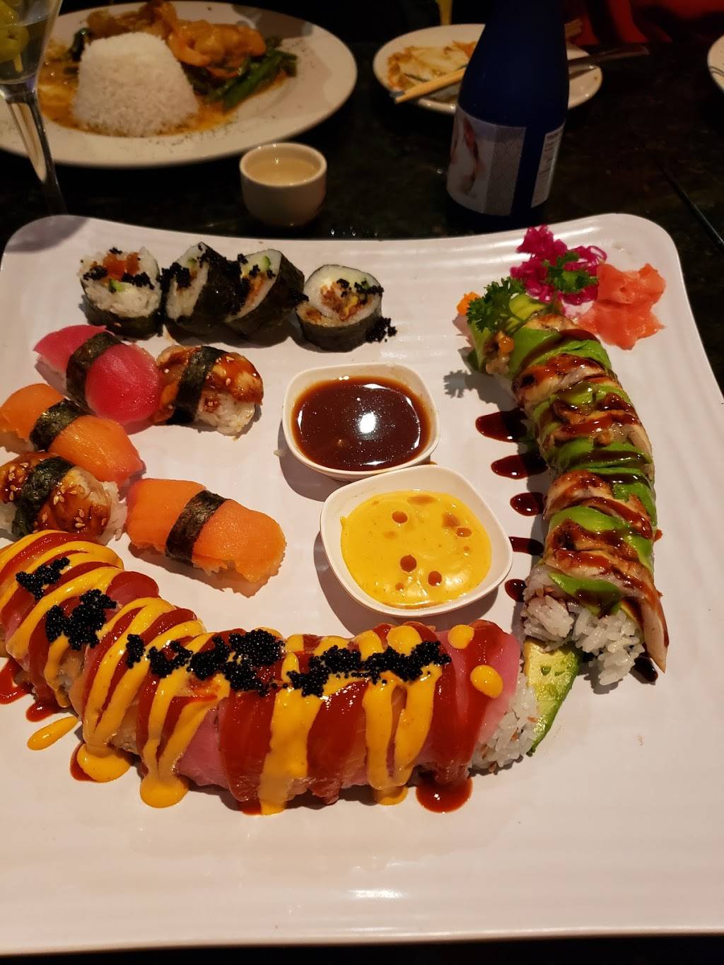 Lemongrass | restaurant | 641 N High St, Columbus, OH 43215, USA | 6142241414 OR +1 614-224-1414