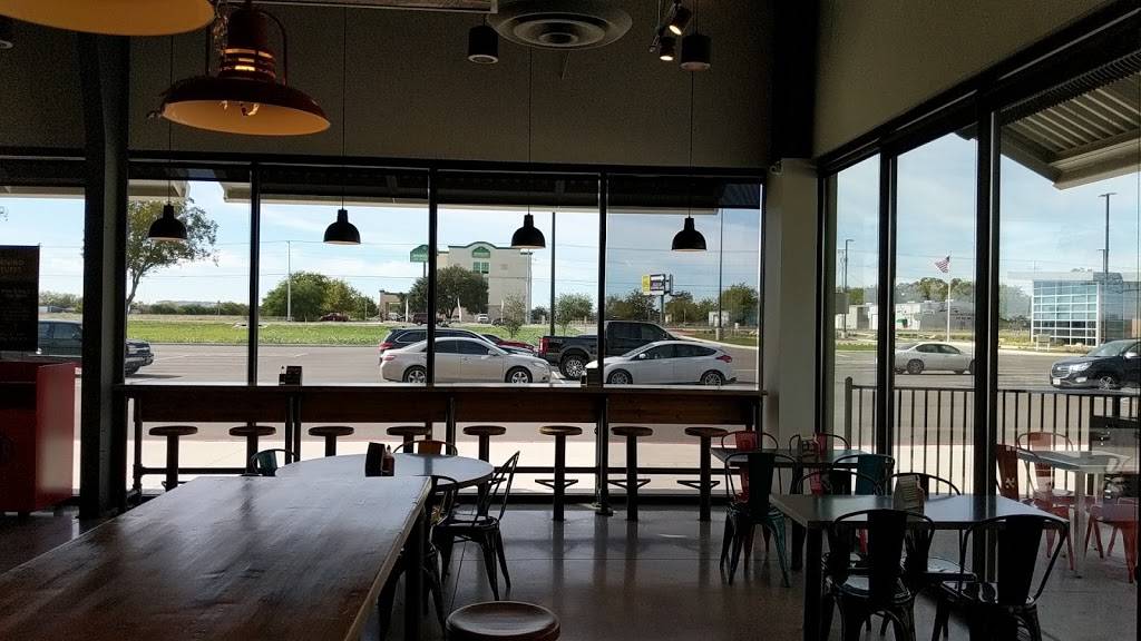 Freebirds World Burrito | restaurant | 244 FM306, #128, New Braunfels, TX 78130, USA | 8302142563 OR +1 830-214-2563