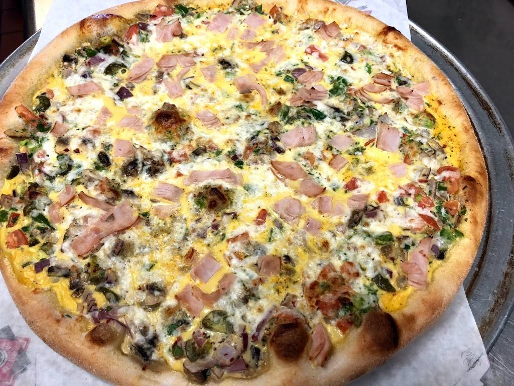 Alfredos Italian Kitchen | meal takeaway | 462 Salem St, Medford, MA 02155, USA | 7813951799 OR +1 781-395-1799