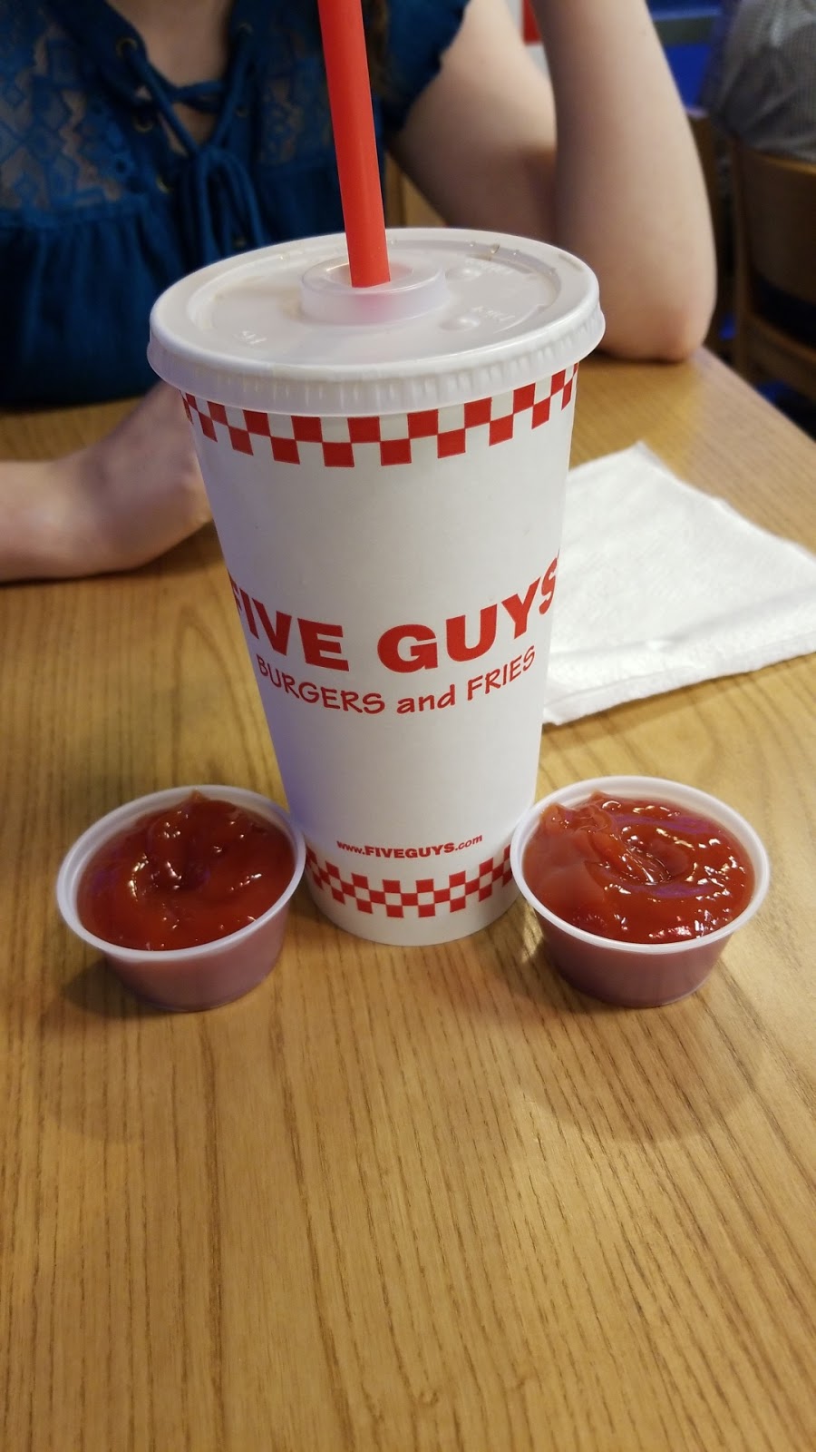Five Guys | meal takeaway | 17 Poinciana Blvd, Miramar Beach, FL 32550, USA | 8504243471 OR +1 850-424-3471