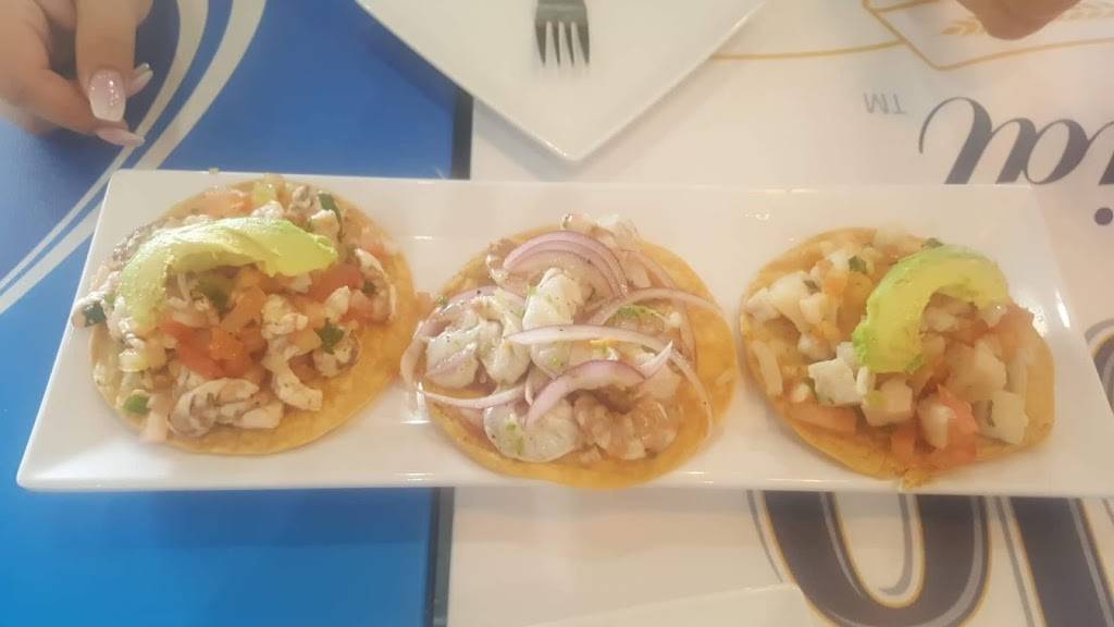 Ostioneria La Reyna | restaurant | 6031 Hwy 6 N Suite 17, Houston, TX 77084, USA | 2818619227 OR +1 281-861-9227