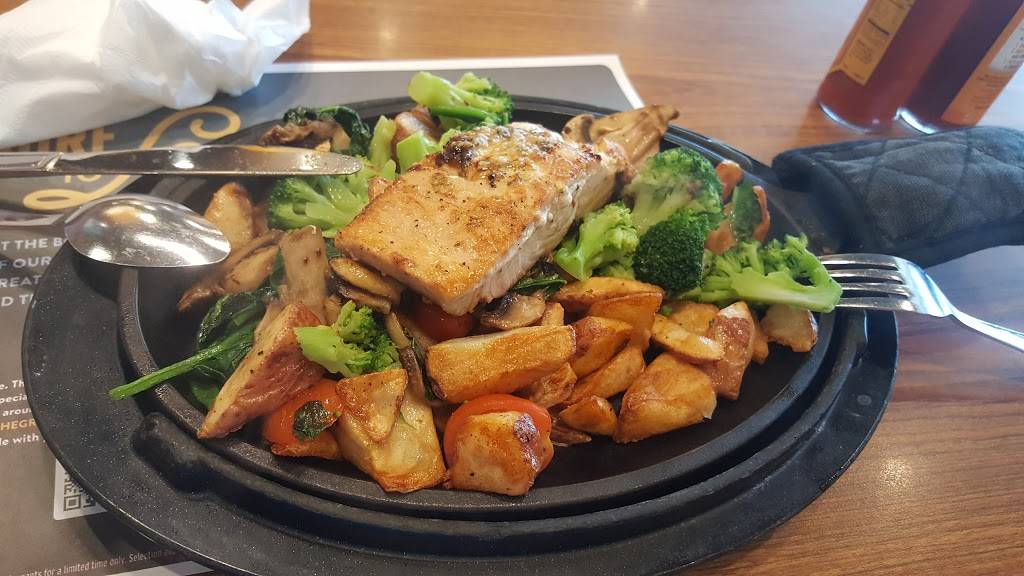 Dennys | restaurant | 14962 Sand Canyon Ave, Irvine, CA 92618, USA | 9497862600 OR +1 949-786-2600