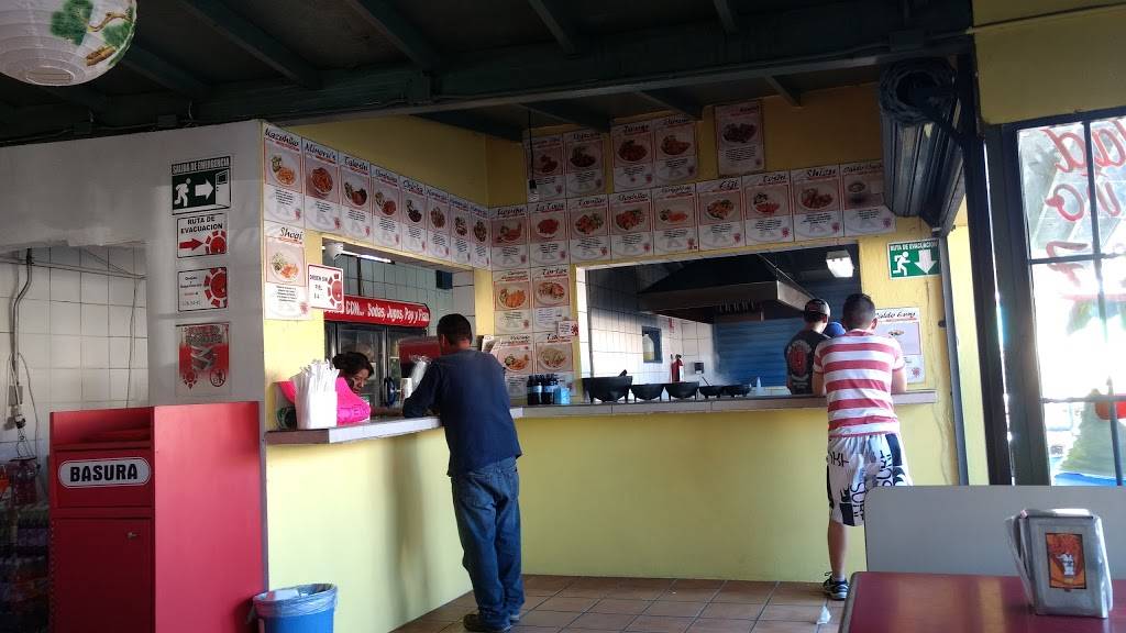 La Cochinita Restaurant | restaurant | Av. Gregorio Torres Quintero 2296-A, Los Maestros, Maestros, 22840 Ensenada, B.C., Mexico | 016461779974 OR +52 646 177 9974