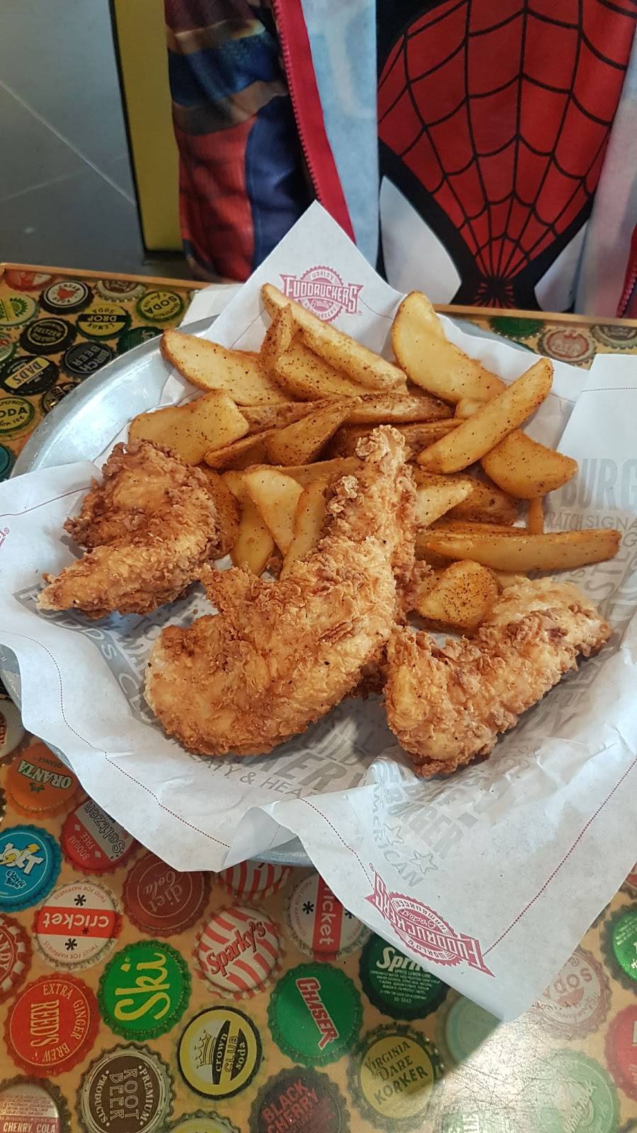 Fuddruckers | restaurant | 2400 S MacGregor Way, Houston, TX 77021, USA | 7135881377 OR +1 713-588-1377