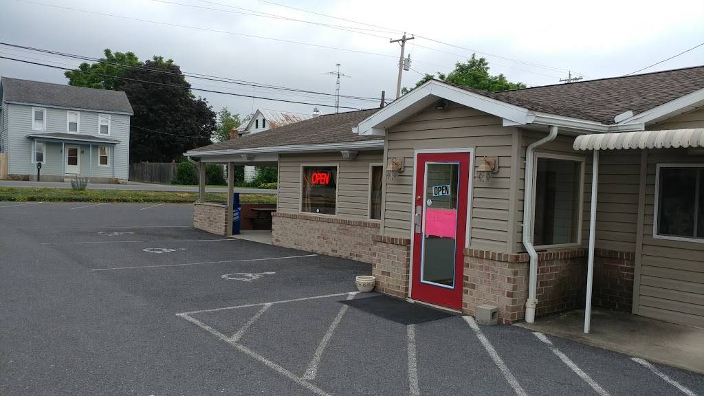 Italian Garden Pizza Restaurant | meal delivery | 2 Neil Rd, Shippensburg, PA 17257, USA | 7173003325 OR +1 717-300-3325