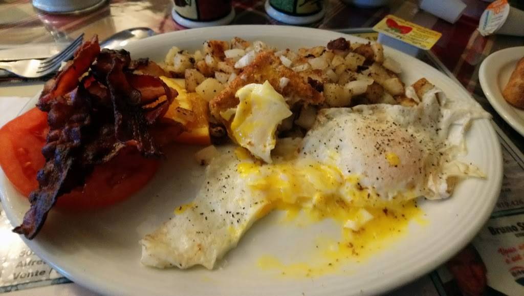 Restaurant Chez Angele | restaurant | 357 Rue Papineau, Papineauville, QC J0V 1R0, Canada | 8194279119 OR +1 819-427-9119